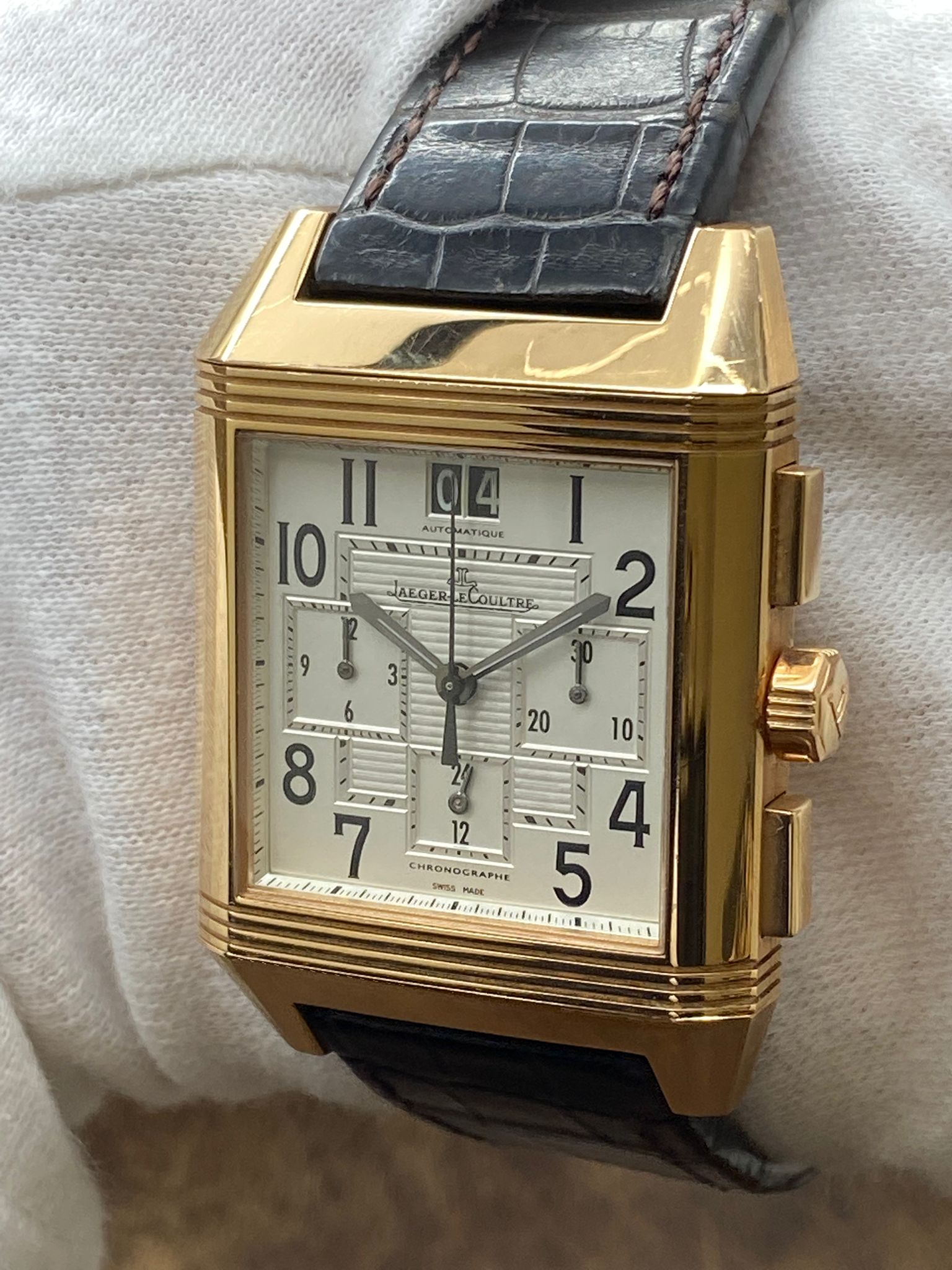 Jaeger-LeCoultre Reverso Squadra Chronograph GMT