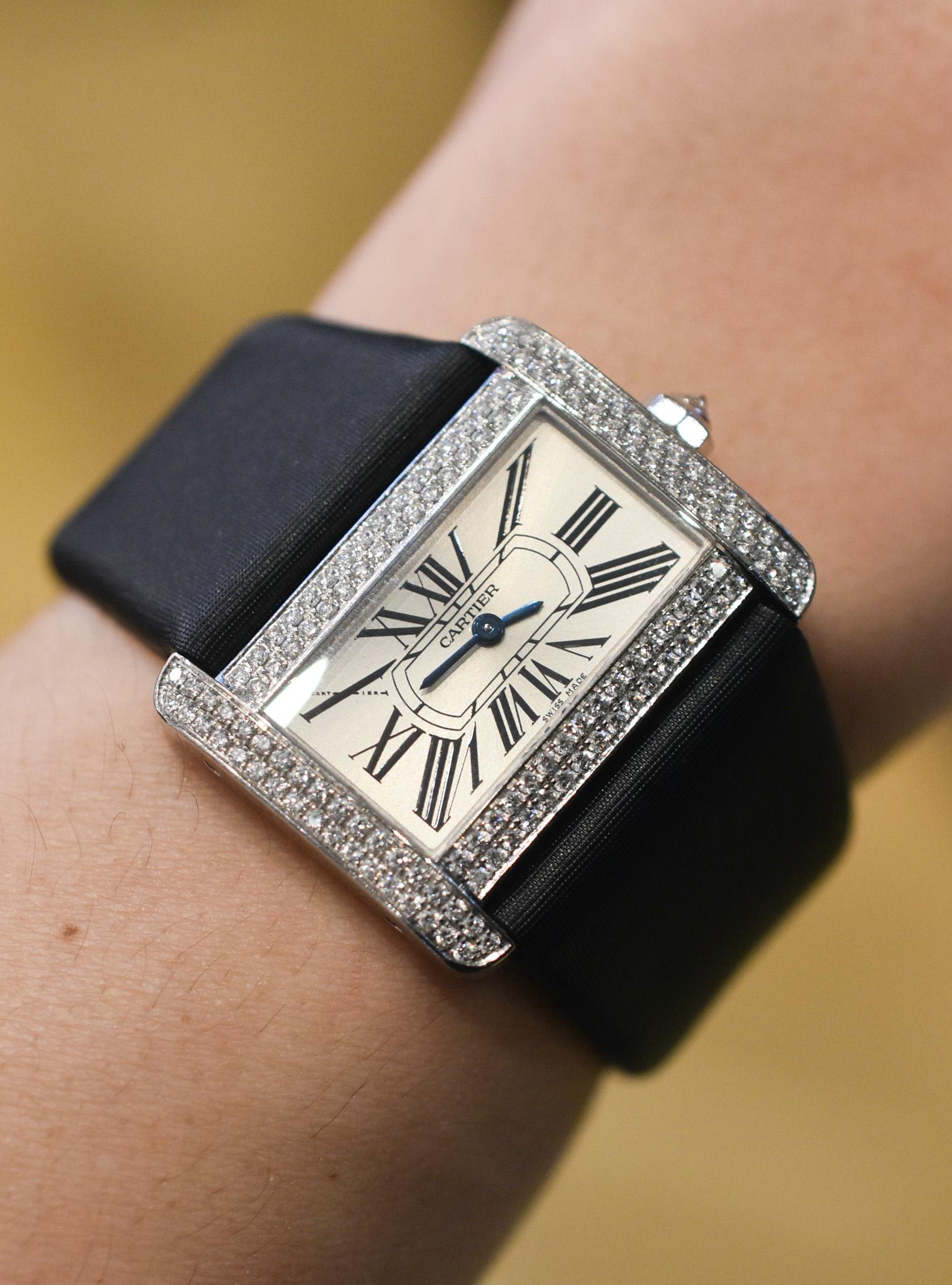 Cartier Tank Divan