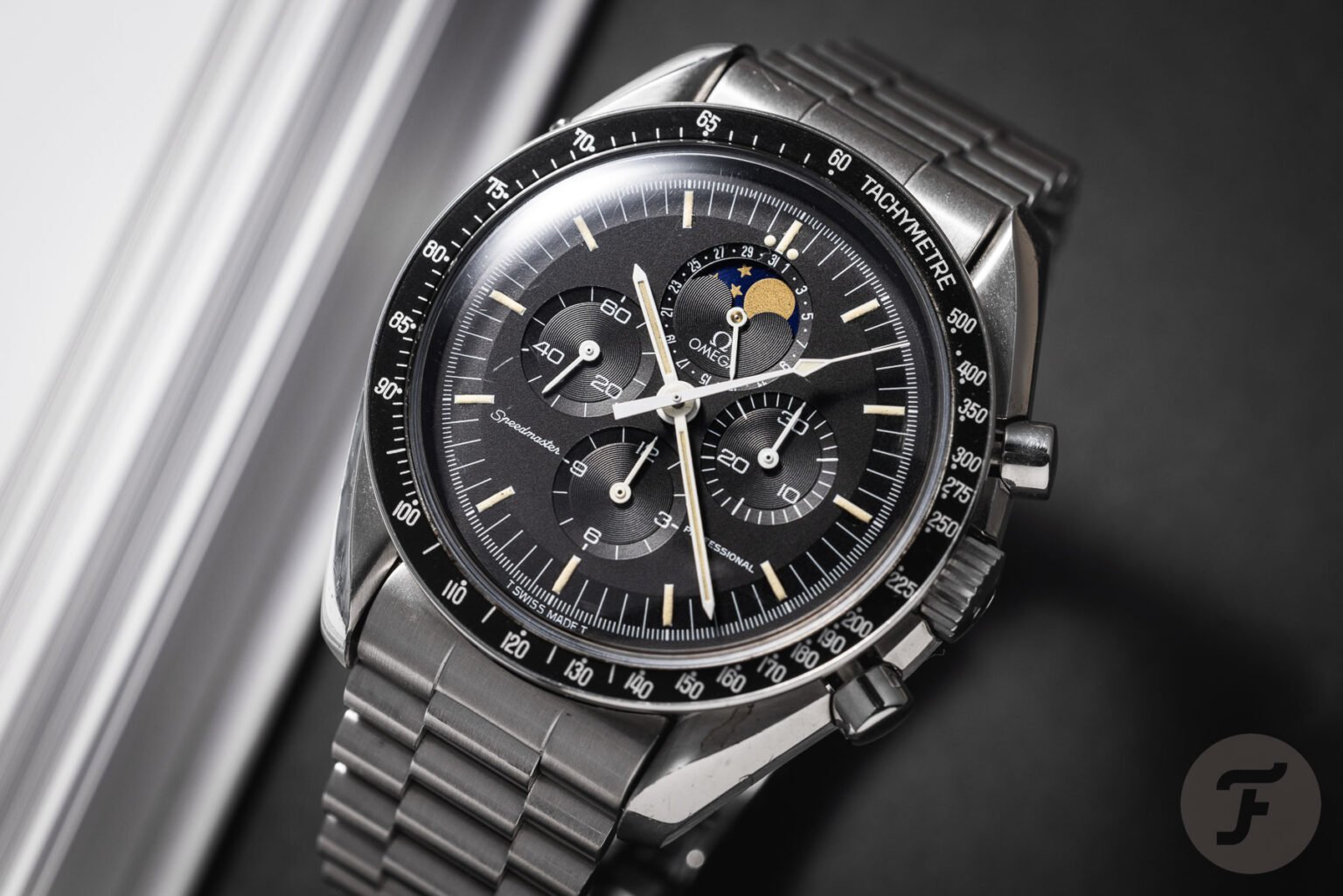 Omega Speedmaster Professional Moonwatch Moonphase