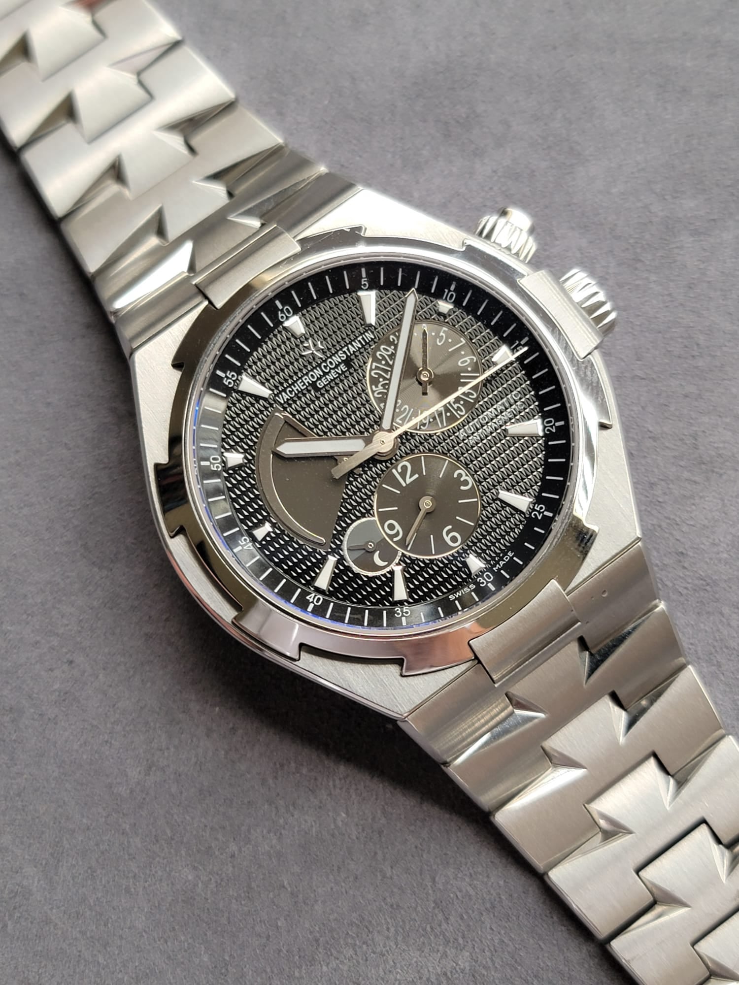 Vacheron Constantin Overseas Dual Time