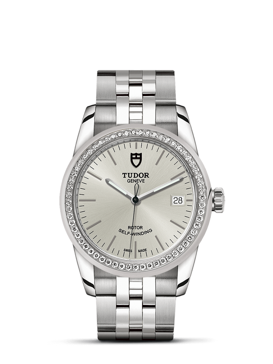 Tudor Glamour Date