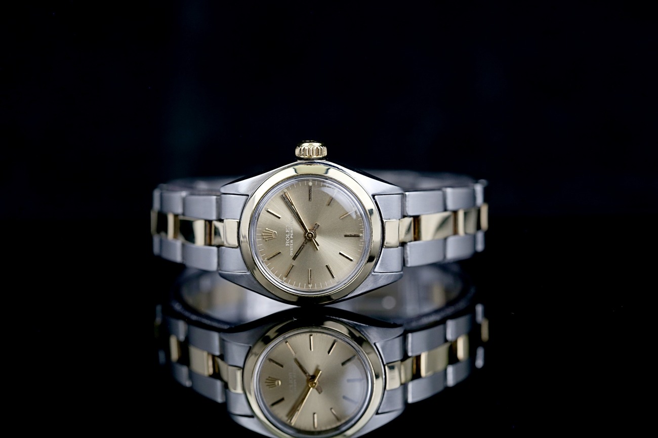 Rolex Oyster Perpetual 26