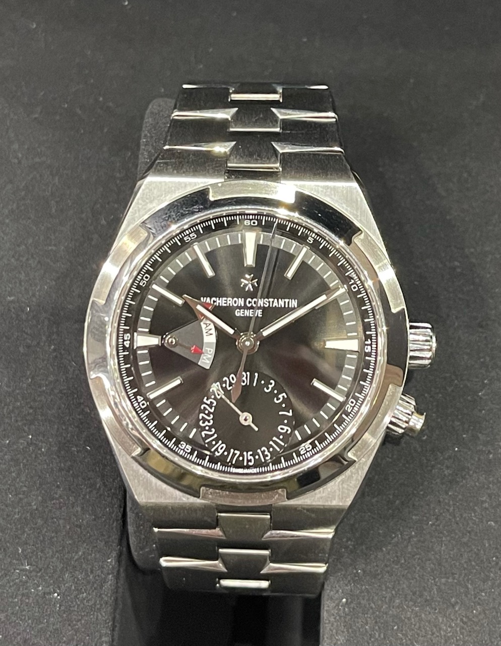 Vacheron Constantin Overseas Dual Time