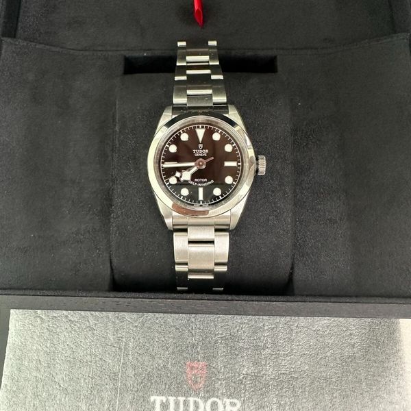 Tudor Black Bay 32
