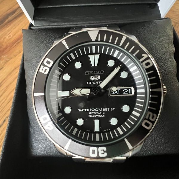 Seiko 5 Sports