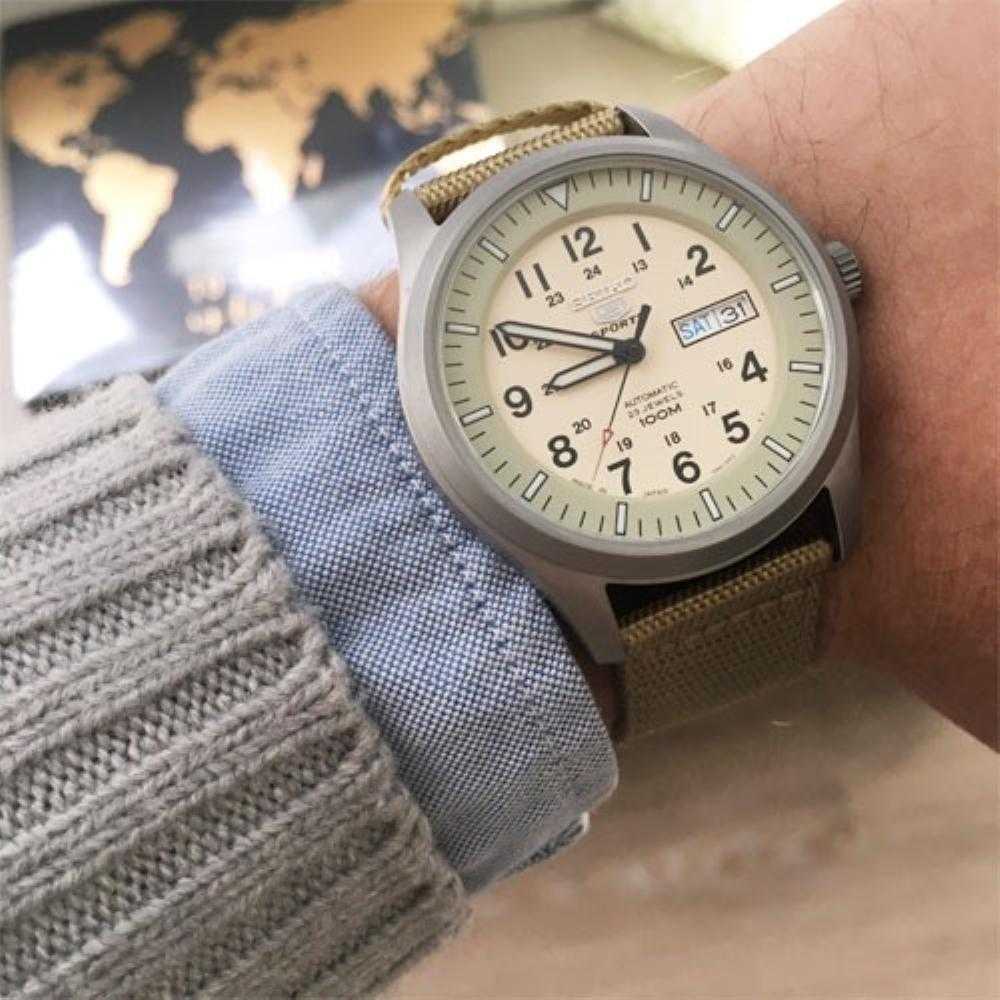 Seiko 5 Sports