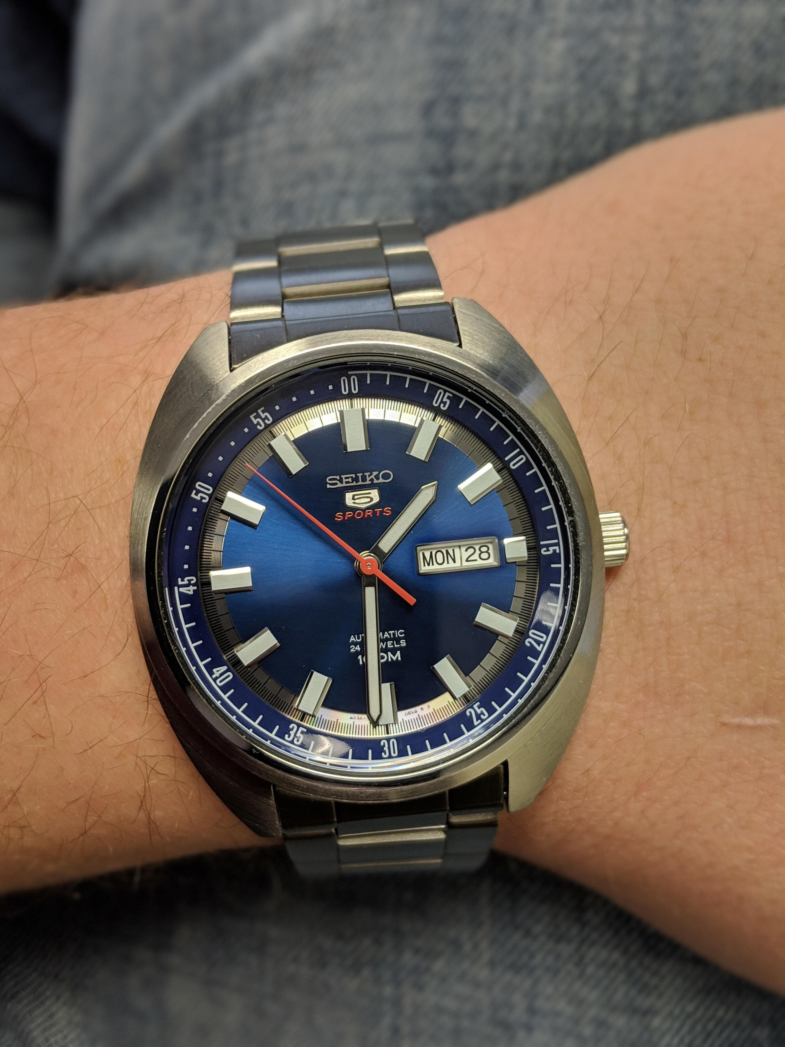 Seiko 5 Sports