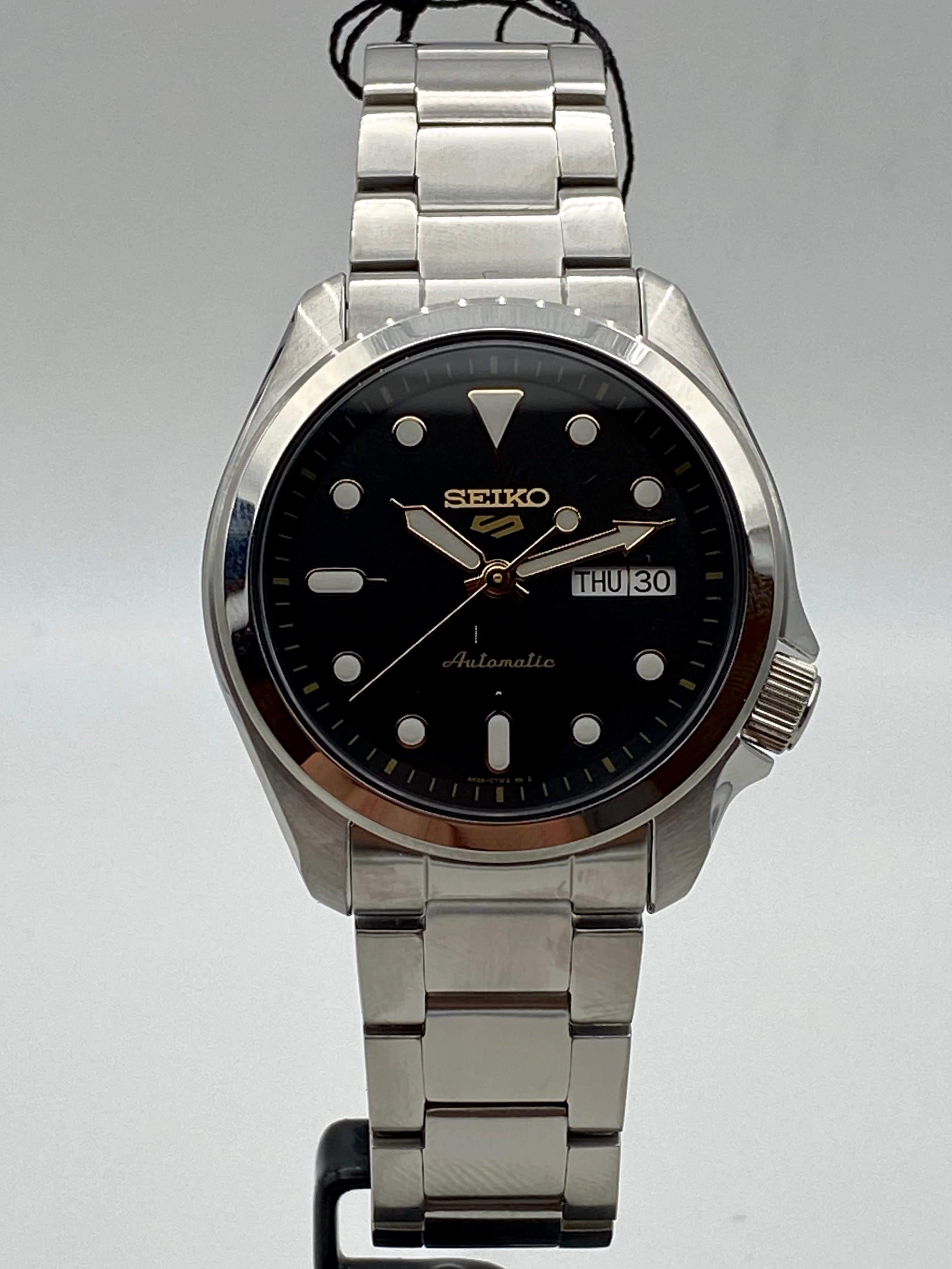 Seiko 5 Sports